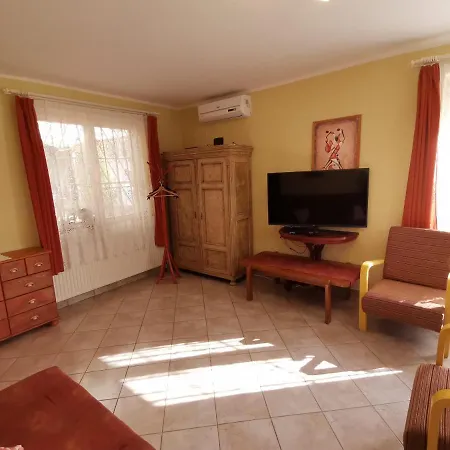 Marika Apartman Hajdúszoboszló Exterior foto